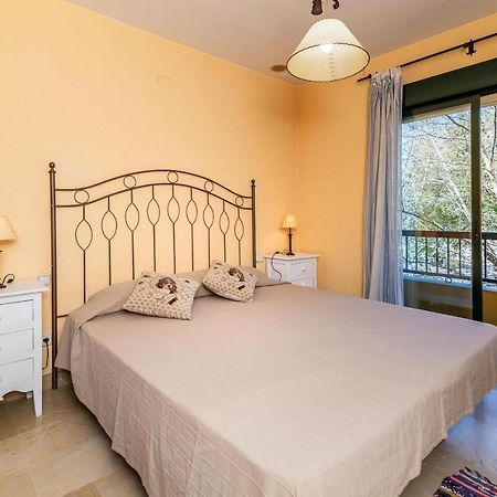 Spacious Apartment In マルベーリャ エクステリア 写真
