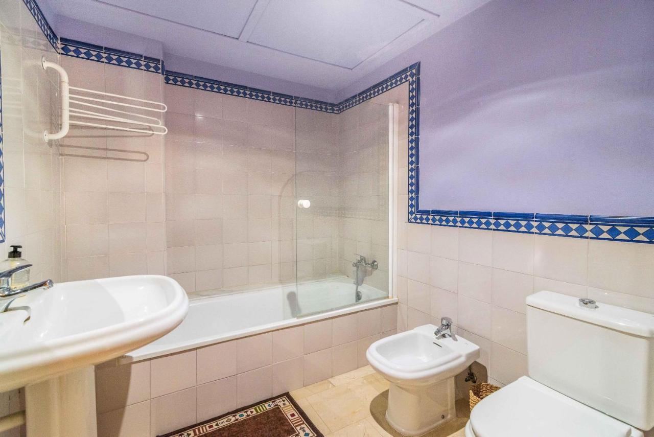 Spacious Apartment In マルベーリャ エクステリア 写真